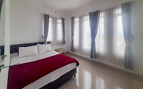 Wisma Brata 2 Mitra Reddoorz